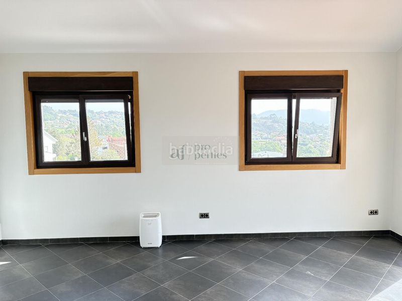 Foto 4f0f598c-7080-4eef-ac33-aa363ab3f907. Chalet  en Coruxo - Oia - Saiáns Vigo