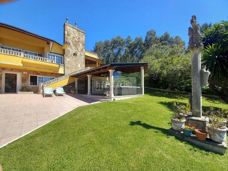 Foto 607a5888-794b-45cc-82bb-fe9718bc9bb8. Chalet  en Darbo Cangas