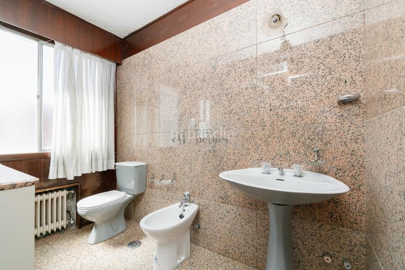 Foto 063abf69-a0c6-4740-858c-8b22080d0bda. Àtic amb calefacció aparcament a Camelias - Pi y Margall Vigo