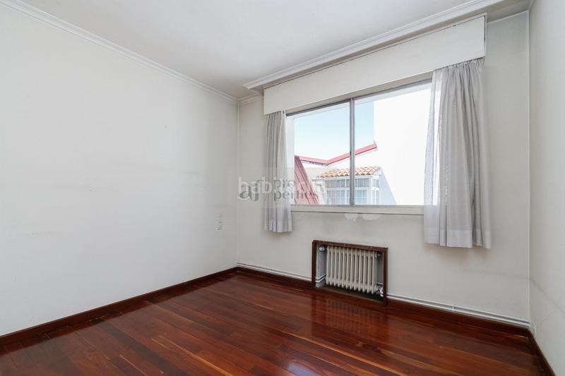 Foto 64ea93f3-2562-402e-8b88-f0617bc5dce4. Àtic amb calefacció aparcament a Camelias - Pi y Margall Vigo