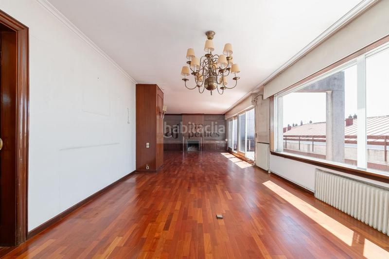 Foto 6b417138-6c3c-4904-bf8f-790d5995ff9a. Àtic amb calefacció aparcament a Camelias - Pi y Margall Vigo