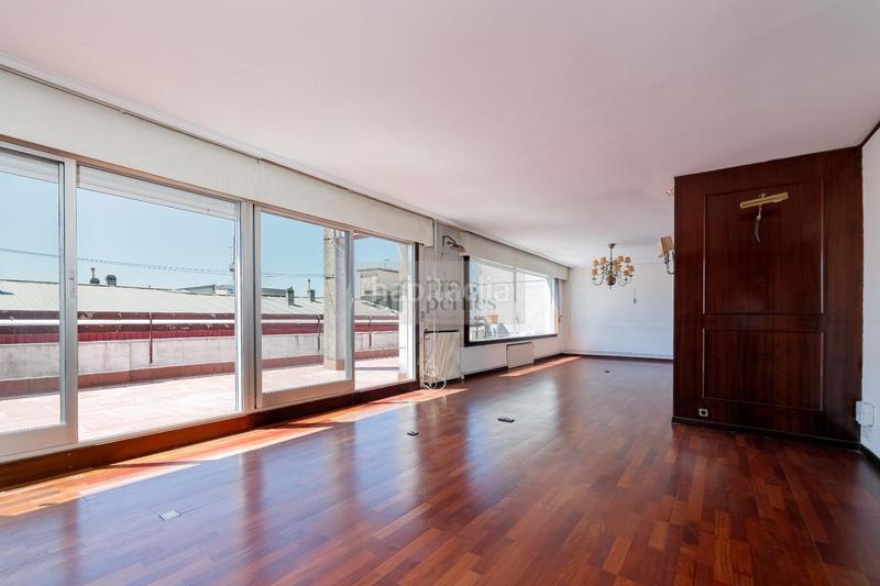 Foto 81aeaa60-cdf3-4b20-bfa1-824454bfa82c. Àtic amb calefacció aparcament a Camelias - Pi y Margall Vigo