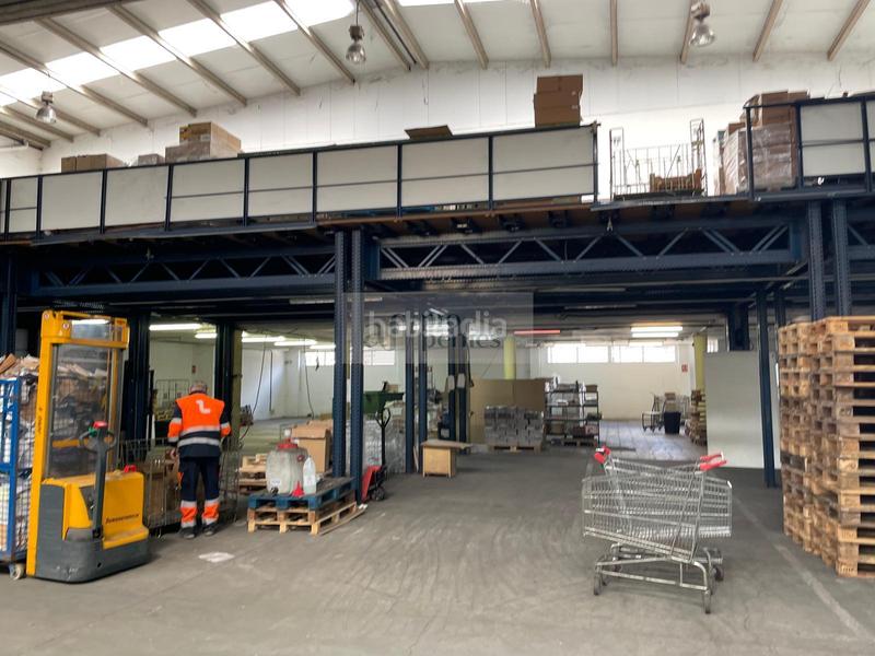 Foto d6fcf4aa-1801-4ba3-9533-57708998c30b. Location bâtiment à usage industriel dans Lavadores Vigo