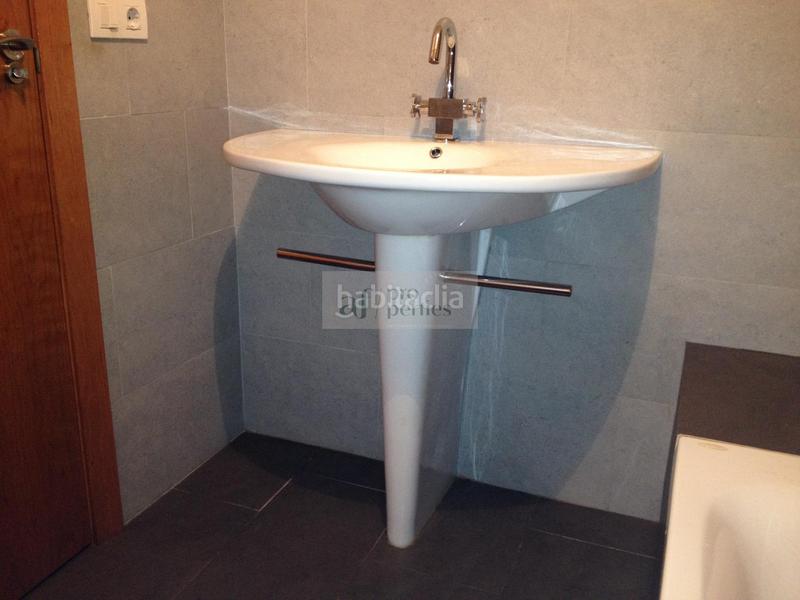 Foto e5fd2778-4aeb-4f16-a35a-7e9e13f6321d. Apartamento  en Nigrán centro Nigrán