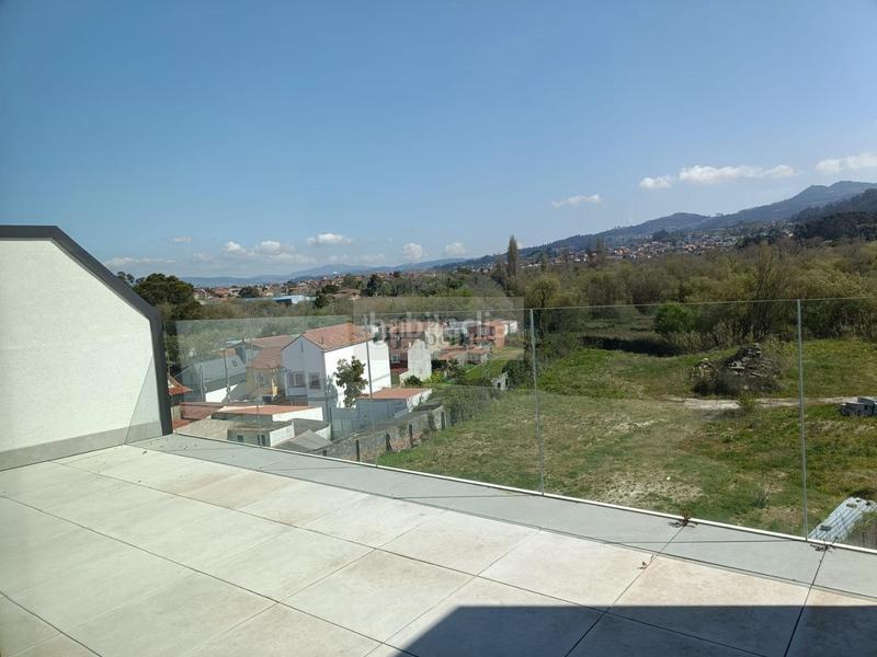 Foto 77873e63-467a-463b-b553-d1a8bfa48049. Àtic amb calefacció aparcament piscina a Coruxo - Oia - Saiáns Vigo