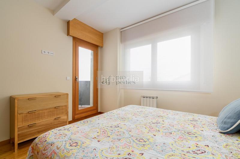 Foto 0e2db7e3-de62-4013-94f7-9a19b32ebe48. Chalet  en Comesaña - Matamá Vigo