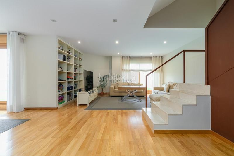 Foto 115977d2-d6d9-482e-8f48-bf1ee6ba51fd. Chalet  en Comesaña - Matamá Vigo