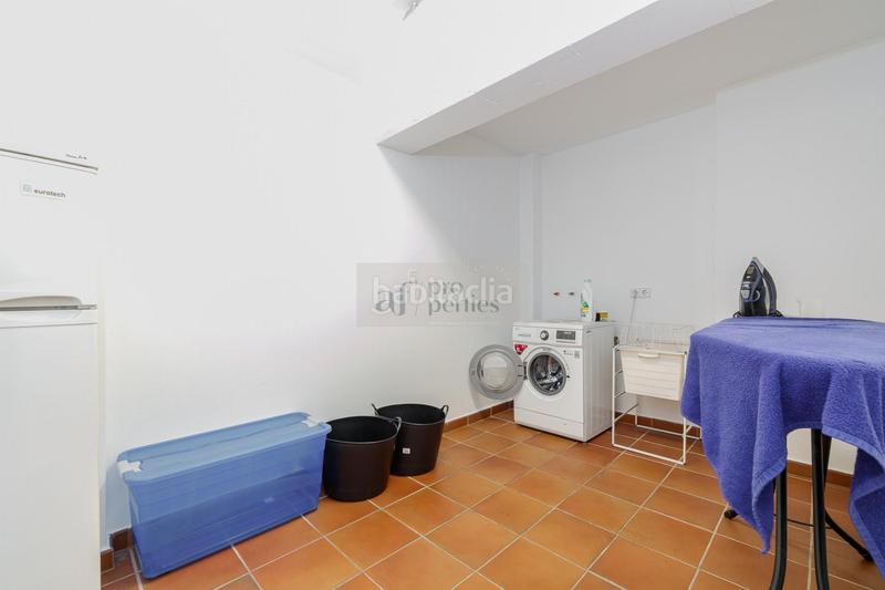 Foto 19500d58-2d58-4582-8432-f7c634cbc568. Chalet  en Comesaña - Matamá Vigo