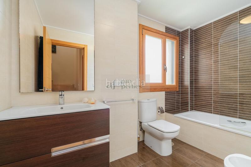 Foto 1ef6f85e-8af5-4559-89ab-2067b43cf879. Chalet  en Comesaña - Matamá Vigo