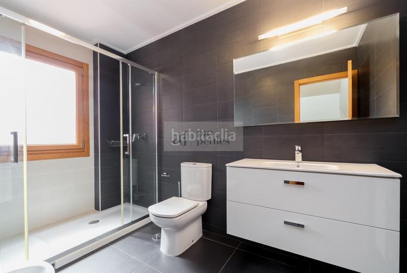 Foto cabd396d-1878-4d24-8bbb-c7682b809109. Chalet  en Comesaña - Matamá Vigo