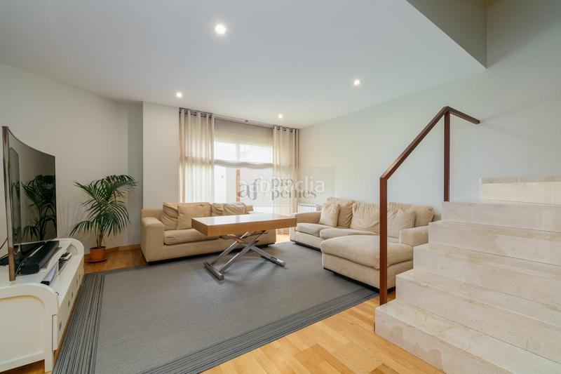 Foto ec8a9047-06aa-4442-a7a4-34049a7529f5. Chalet  en Comesaña - Matamá Vigo