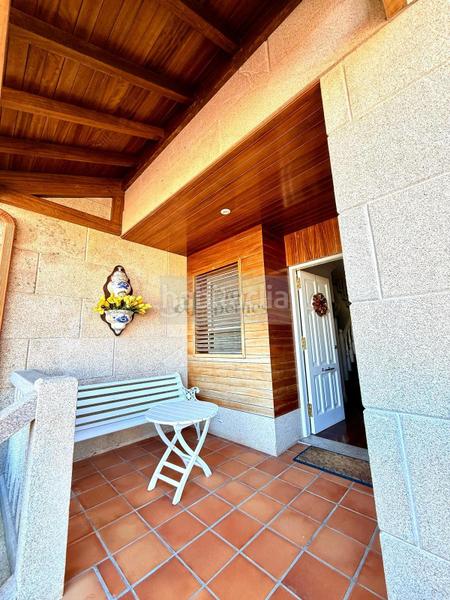 Foto 6c1c42fd-d894-4959-8580-cd12b0186725. Chalet  en Coruxo - Oia - Saiáns Vigo