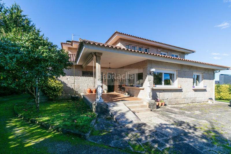 Foto a8d89f5a-168e-4aba-bb9d-ae6c49e2e348. Chalet  en Coruxo - Oia - Saiáns Vigo