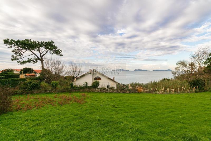 Foto 6899fb88-4b2f-4784-9fec-fe50b45a8209. Chalet  en Coruxo - Oia - Saiáns Vigo