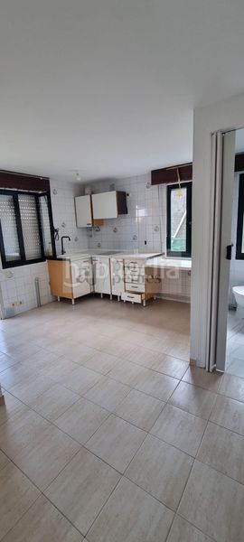 Foto 5653b693-b2af-4520-895b-f88ac60efbfc. Casa amb calefacció a Teis Vigo