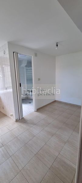 Foto 7226edf6-604f-44bb-94e2-c4fb36e6655b. Casa amb calefacció a Teis Vigo