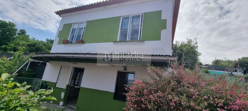 Foto 831cc1ee-603f-485a-9328-593277c2e34d. Casa amb calefacció a Teis Vigo