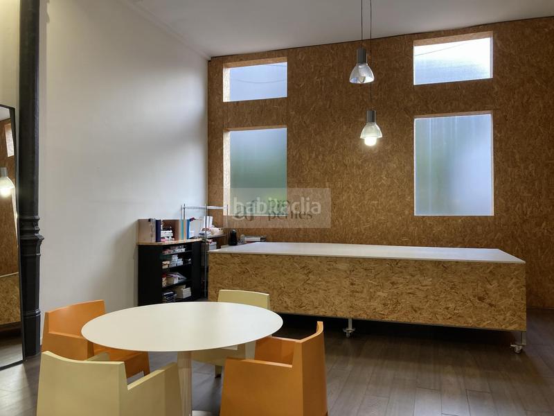 Foto 4e5dd494-c1df-41f8-8149-863ddd27e43c. Alquiler local comercial local en Bouzas Vigo