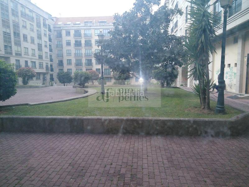 Foto afb2d03a-1ffa-4c96-9314-ddee0de78834. Locale commerciale in hispanidad in Plaza de la industria Vigo