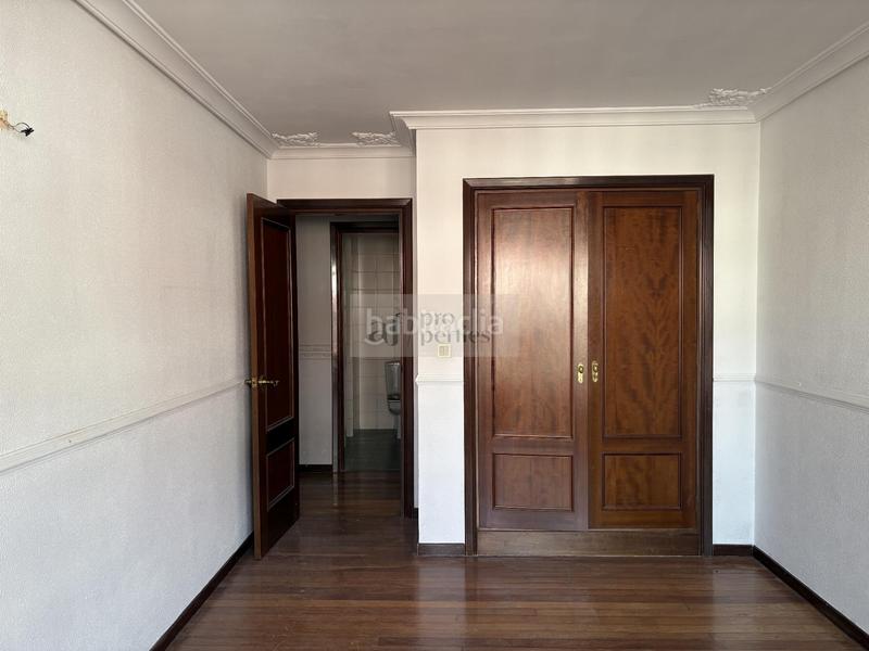 Foto 41923199-b2d1-4d93-84c7-9173946059d6. Appartamento con riscaldamento parcheggio piscina in Vigo