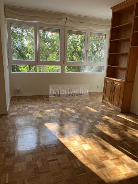 Foto 803b03d8-4faa-4b9e-b292-1a2e3b1fc04f. Location appartement avec chauffage parking piscine dans Madrid