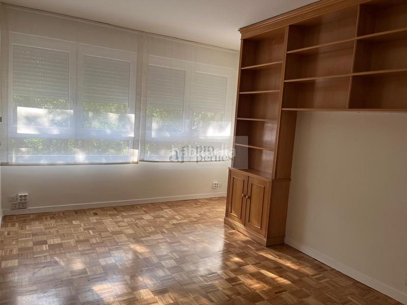 Foto e34e8e66-cb5d-490d-9565-46781fceb798. Miete etagenwohnung mit heizung parking pool in Fuentelarreina Madrid