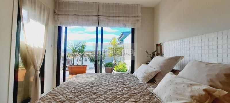 Foto 37cceaa4-9c30-4f16-908d-656d435a7c24. Penthouse with parking in Sanxenxo pueblo Sanxenxo