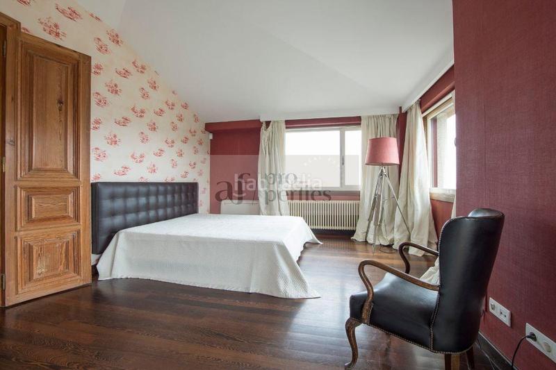 Foto 5f0bd0d3-24ab-4b75-90a5-98f70d391506. Alquiler chalet  en Coia Vigo