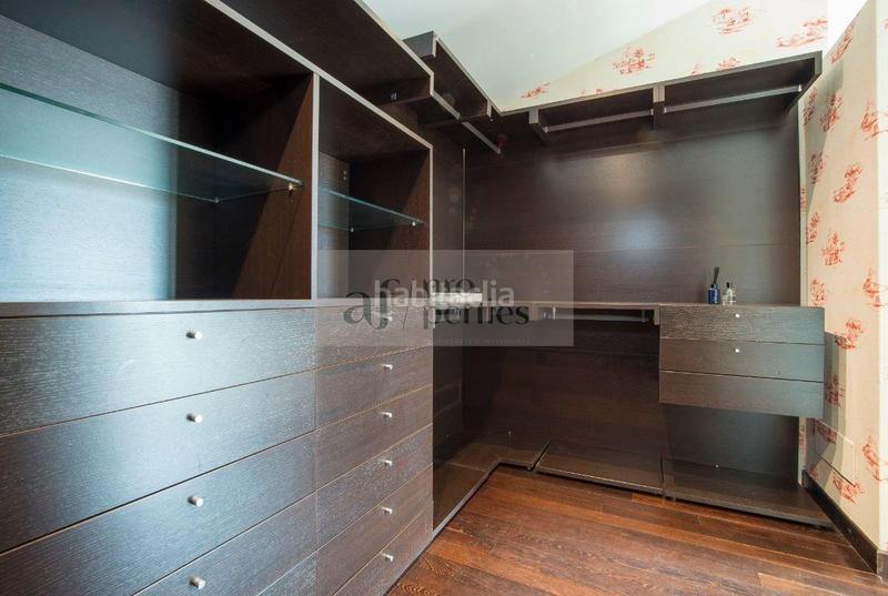 Foto d3f0d8ac-4a67-4bc4-bc2b-ec251d83e4fe. Alquiler chalet  en Coia Vigo