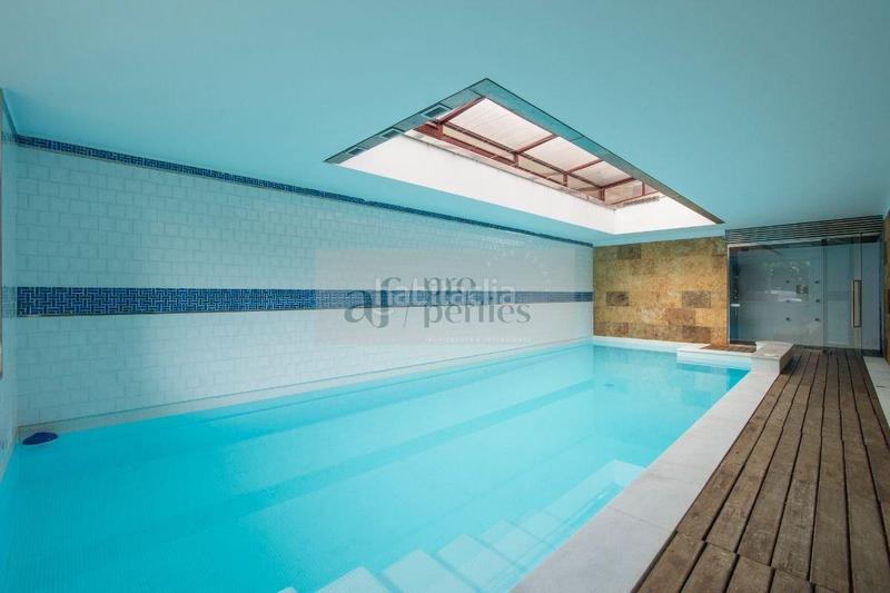 Foto 035b1fc8-6dc3-4e76-bed0-e15ebe366b37. Rent chalet with heating parking pool in Coia Vigo