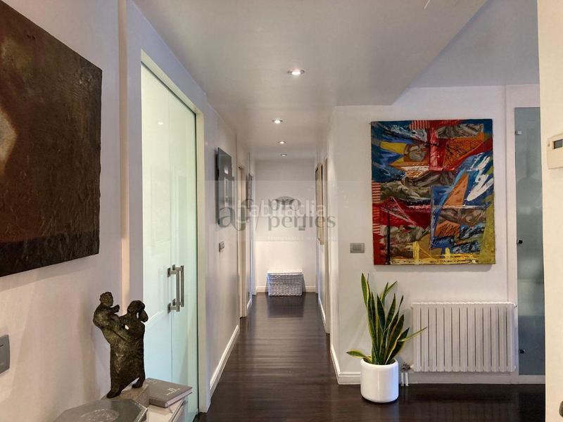 Foto 215c8adf-3c33-4937-82ee-2934900bb920. Affitto attico con riscaldamento parcheggio in Plaza Independencia Vigo