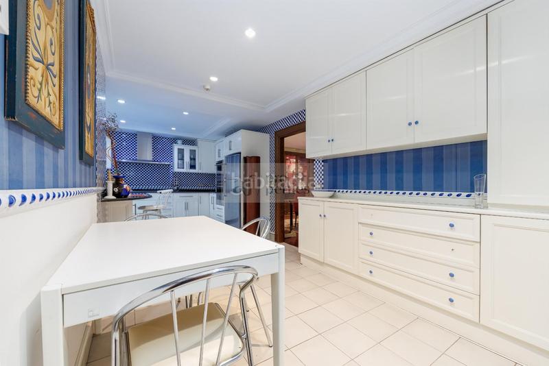 Foto 13903b0a-9c5b-41ae-9cd7-9b530d3a9d17. Flat with heating parking in Centro - Areal Vigo