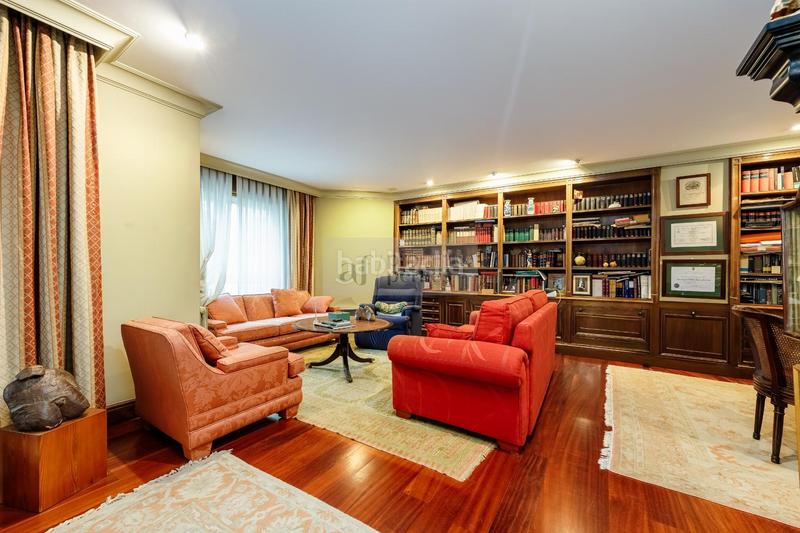 Foto 3bfe1875-af8a-49f1-a7a4-4888f991b56f. Flat with heating parking in Centro - Areal Vigo