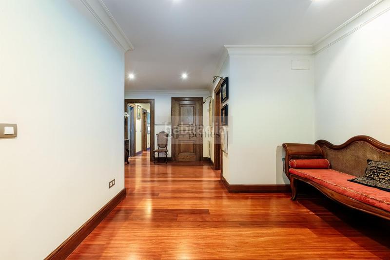 Foto f98a4a88-9cee-4858-8588-82b1ba39fce4. Flat with heating parking in Centro - Areal Vigo