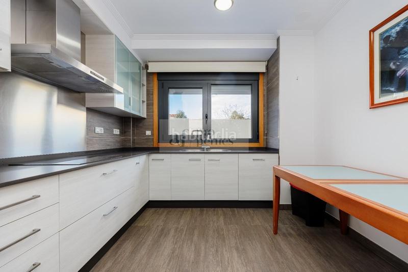 Foto 46b4c1e8-c4b7-4f8b-a8c5-702d289cc57d. Chalet con riscaldamento parcheggio in Coruxo - Oia - Saiáns Vigo