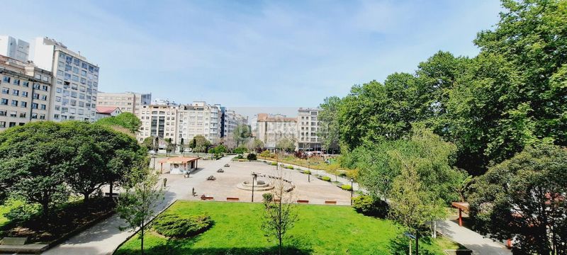 Foto 486d4712-9565-4528-a530-894dac6ee9ad. Piso  en Zona de Plaza de Barcelos Pontevedra