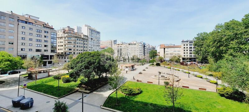 Foto d4985bab-f099-4c03-82bf-dd09c0ada979. Piso  en Zona de Plaza de Barcelos Pontevedra