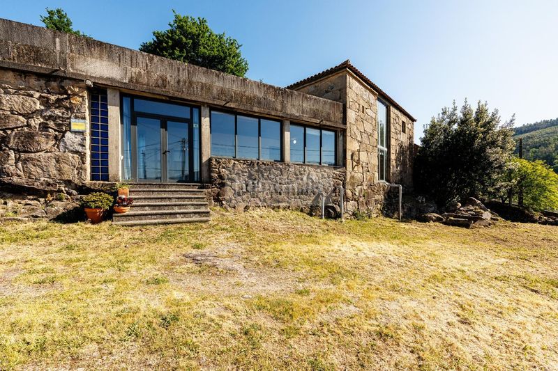 Foto f66edc6f-03ac-4f82-a2ce-861dfb51a733. Casa con riscaldamento piscina in Cotobade