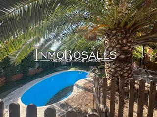 Chalet  Calle juan austria. Chalet con piscina de obra y barbacoa alquilado hasta 2029