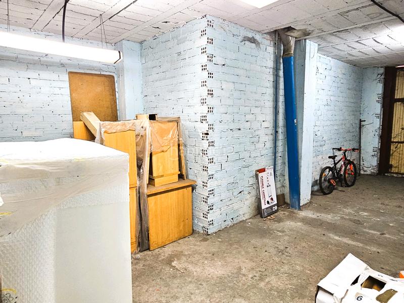 Foto eadf452e-910f-4e77-93ed-0ce52ad98417. Local comercial en calle garcilaso de la vega 5 en Torrelavega