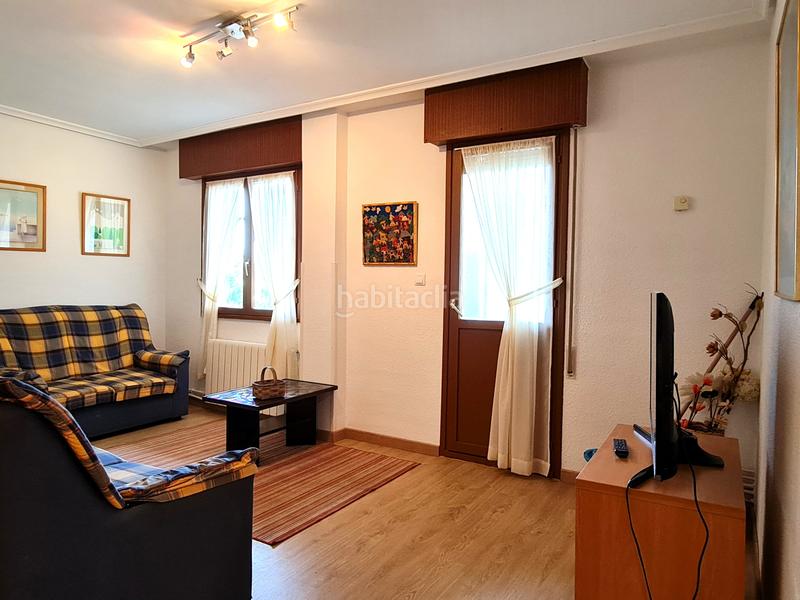 Foto 1793ced0-ebb9-4fb0-ba3a-653a7c21bb1f. Appartamento con riscaldamento parcheggio piscina in Suances