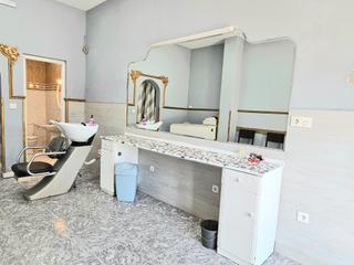 Rent Business premise in Covadonga - Campuzano - Ciudad Vergel