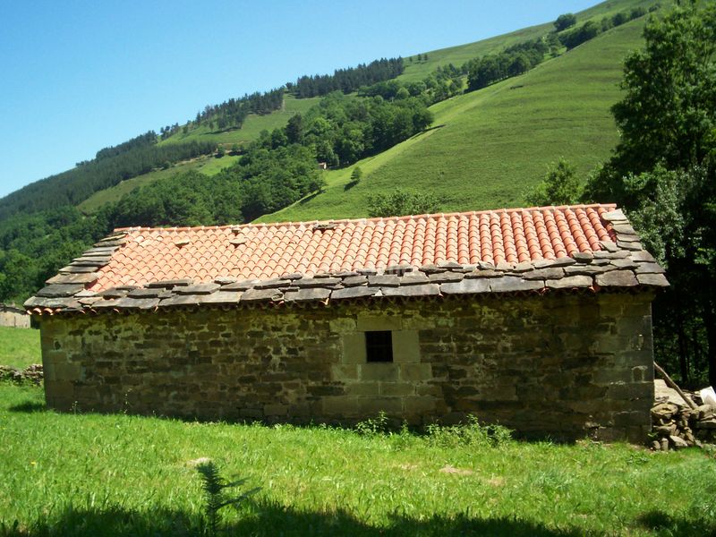 Foto 04b3b0ef-fc89-4842-8f39-ce52b05140e4. Finca rústica a San Pedro del Romeral