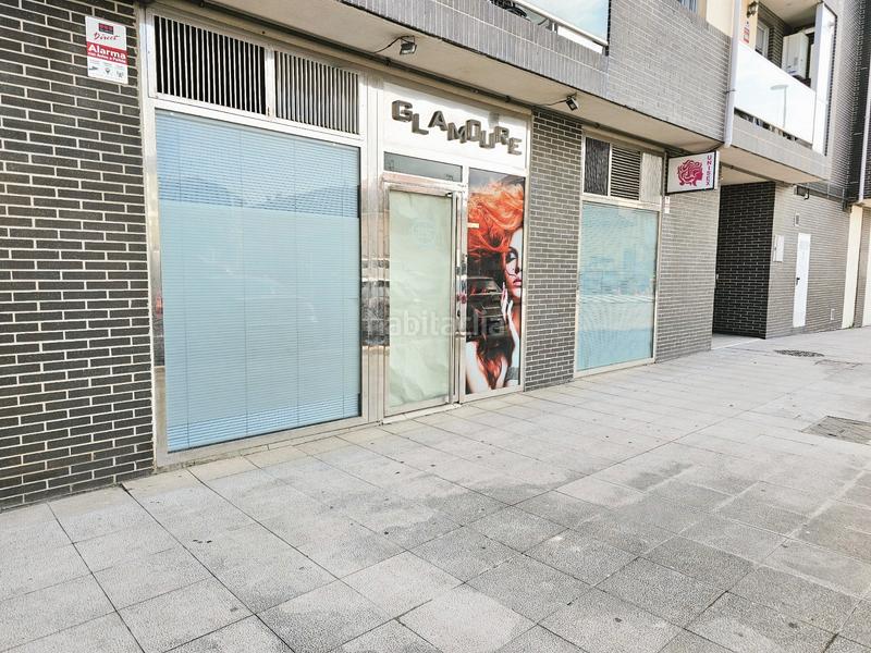 Foto 32810fcb-0920-4be1-b942-00577dfcd2bc. Local comercial en lugar barrio san lorenzo 8d en Torrelavega