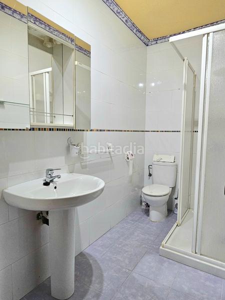 Foto d4ea45f9-f3b1-4938-b5a3-e10fd8be4fe3. Pis a Centro Torrelavega