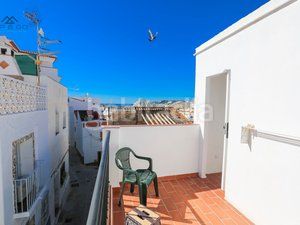 Foto 9d31217d-e589-481d-8838-3ec13917a07d. Lloguer xalet a calle morería alta 8 a Almuñecar centro Almuñécar