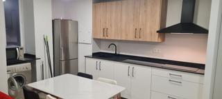 Location Appartement à Calle obispo hurtado 21. Piso 4 dormitorios obispo hurtado