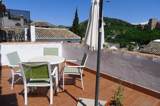 Miete Etagenwohnung in Placeta almez 7. Apartamento en albaicin con terraza
