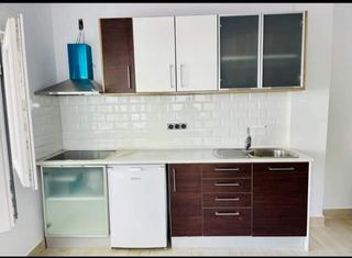 Rent Flat  Calle andarax. Estudio en albaicín alto