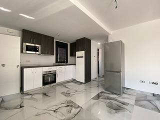 Miete Dachwohnung in Calle orense 31. Ático moderno en armilla